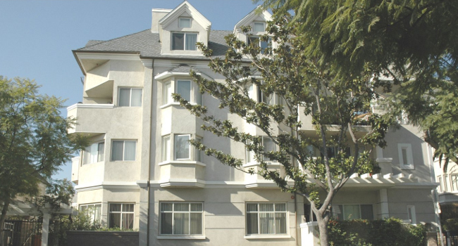 laurel_n 3-story side lo res650.jpg